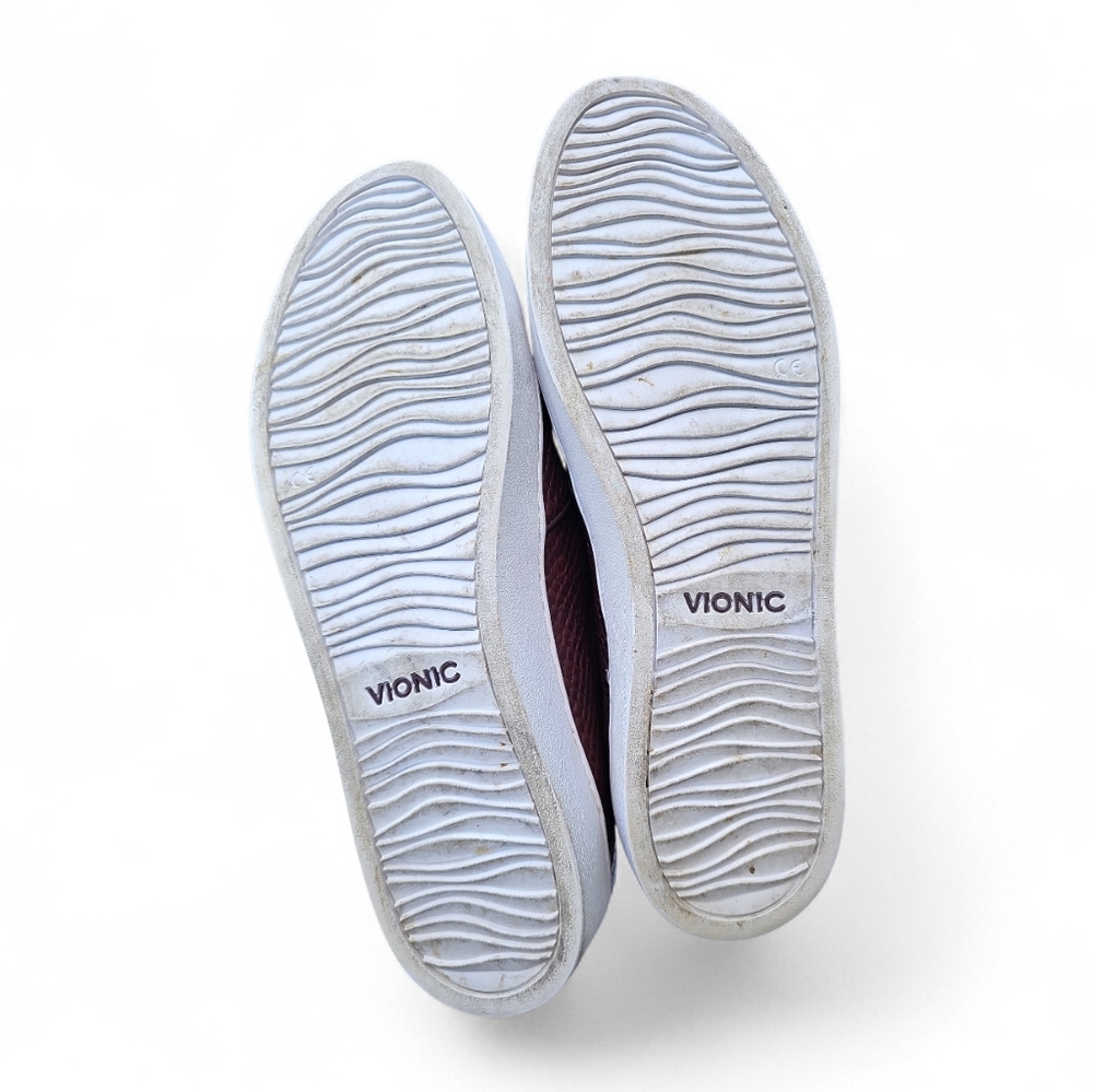 Vionic Midi SnakeTextured Maroon Slip-On Sneakers Size 10 - Picture 8 of 8